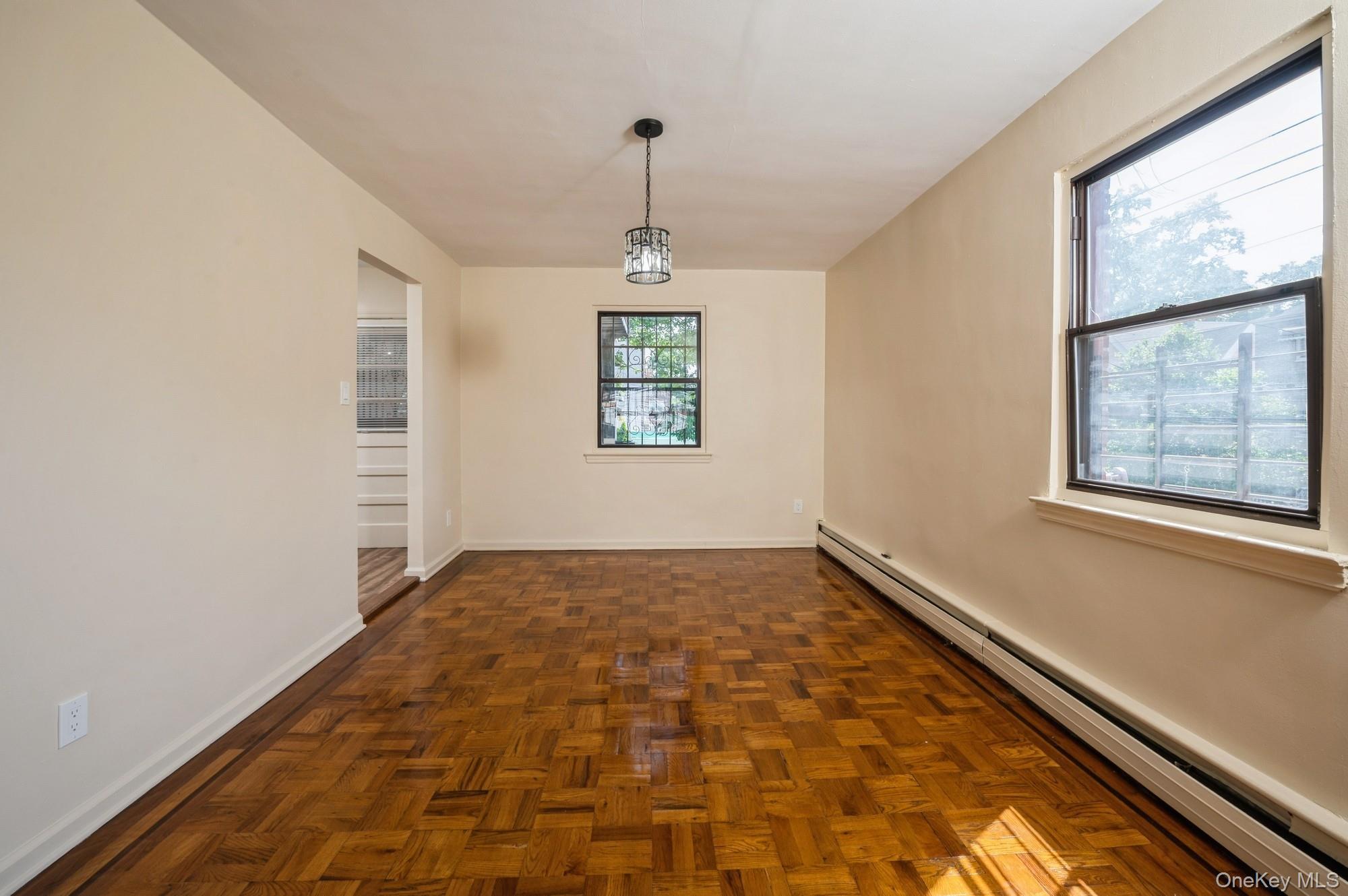 Single Family East 219th Bronx, NY 10469, MLS-919922-9