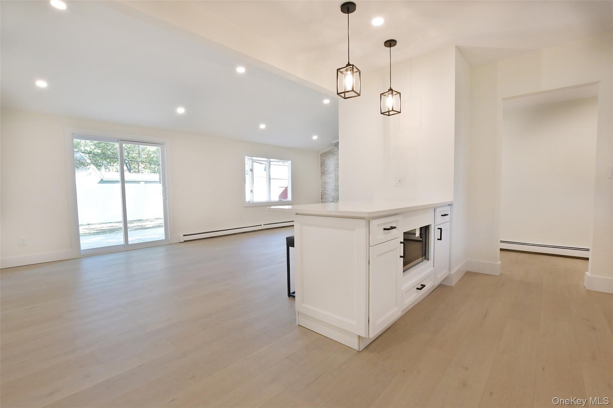 Single Family Spurwoods  Suffolk County, NY 11738, MLS-919960-10