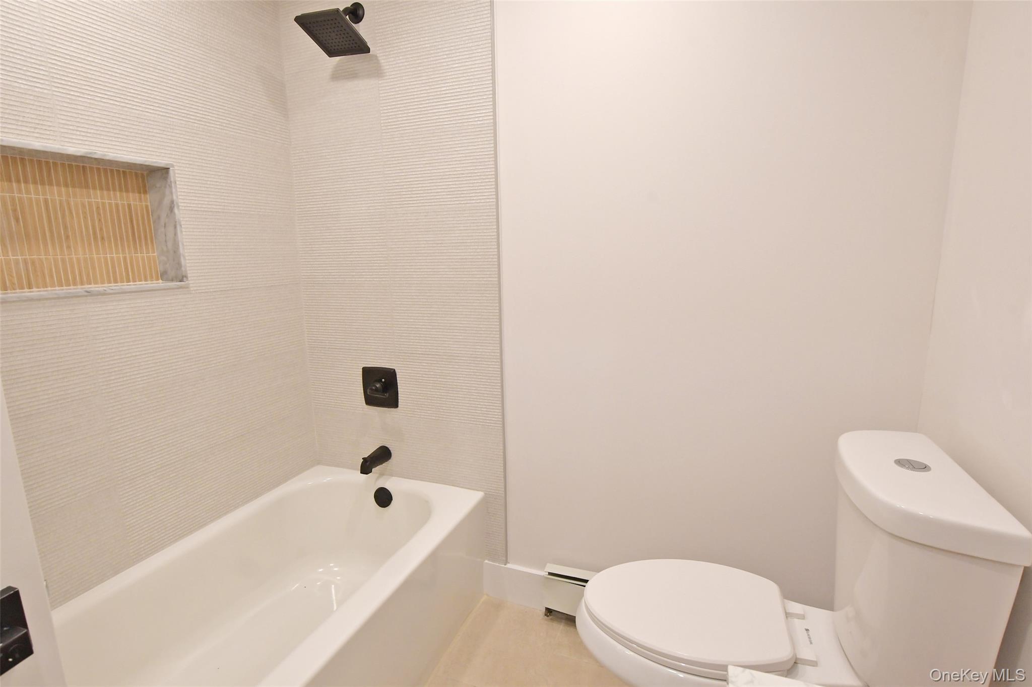 Single Family Spurwoods  Suffolk County, NY 11738, MLS-919960-28