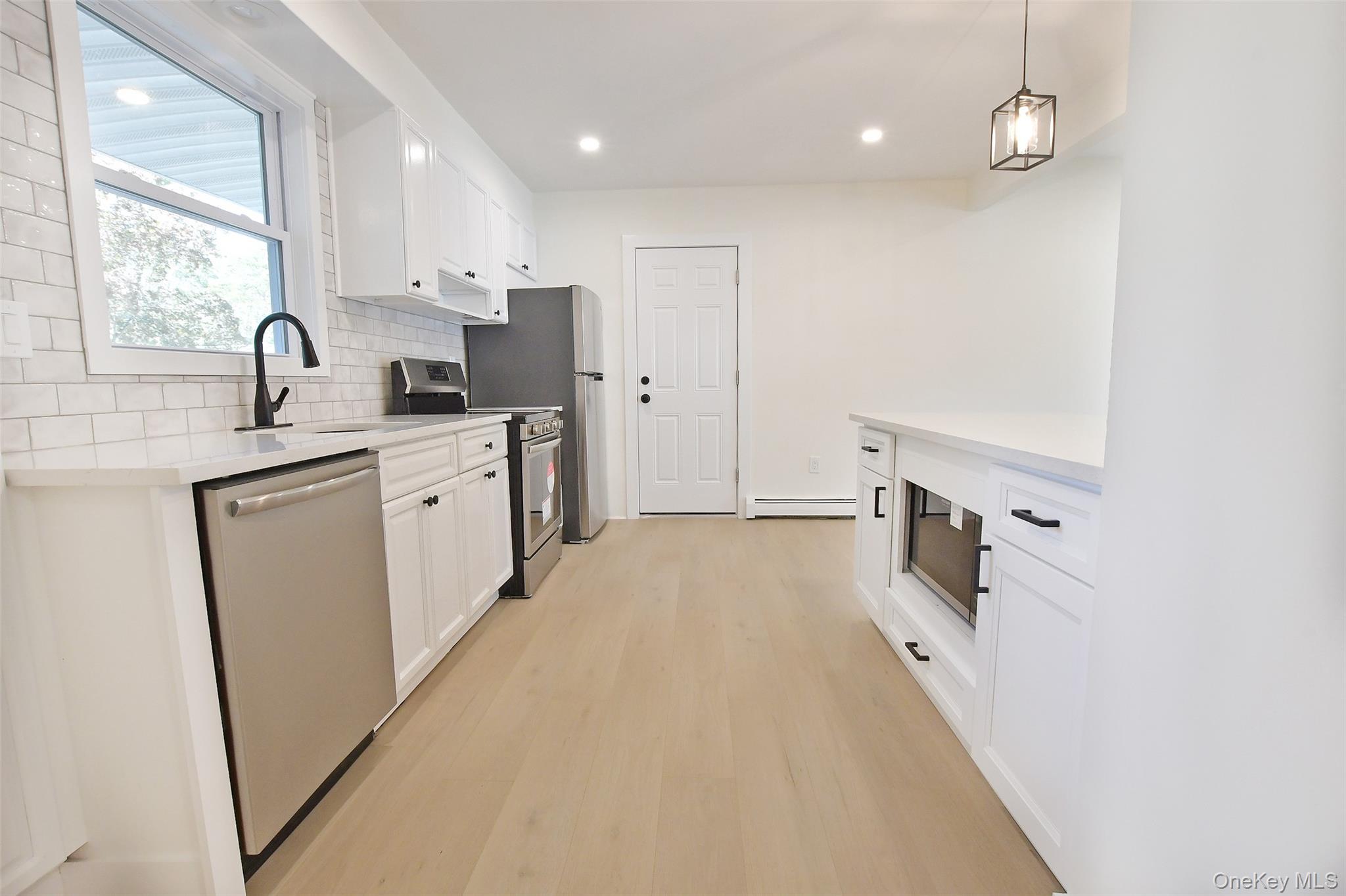 Single Family Spurwoods  Suffolk County, NY 11738, MLS-919960-5