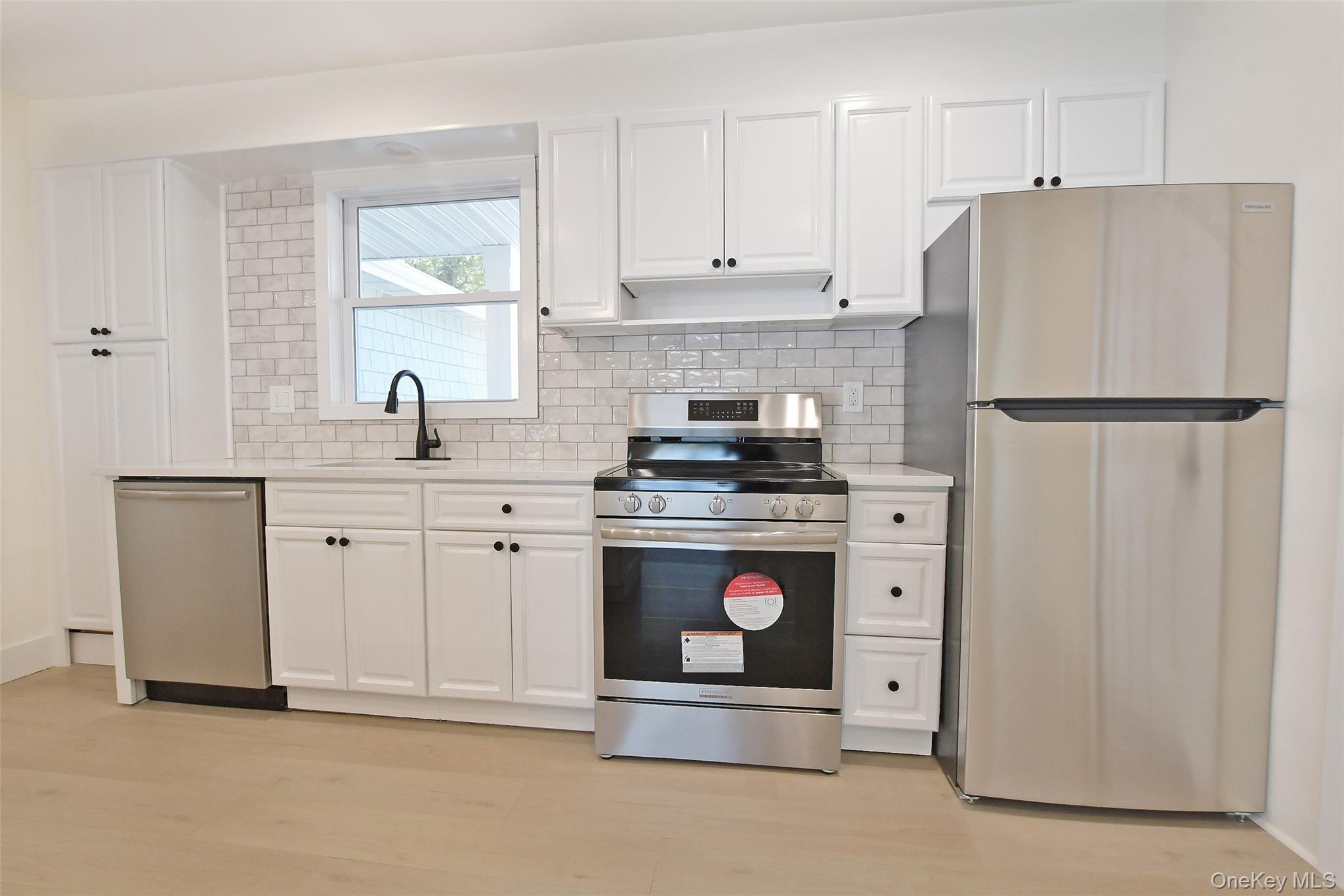 Single Family Spurwoods  Suffolk County, NY 11738, MLS-919960-8