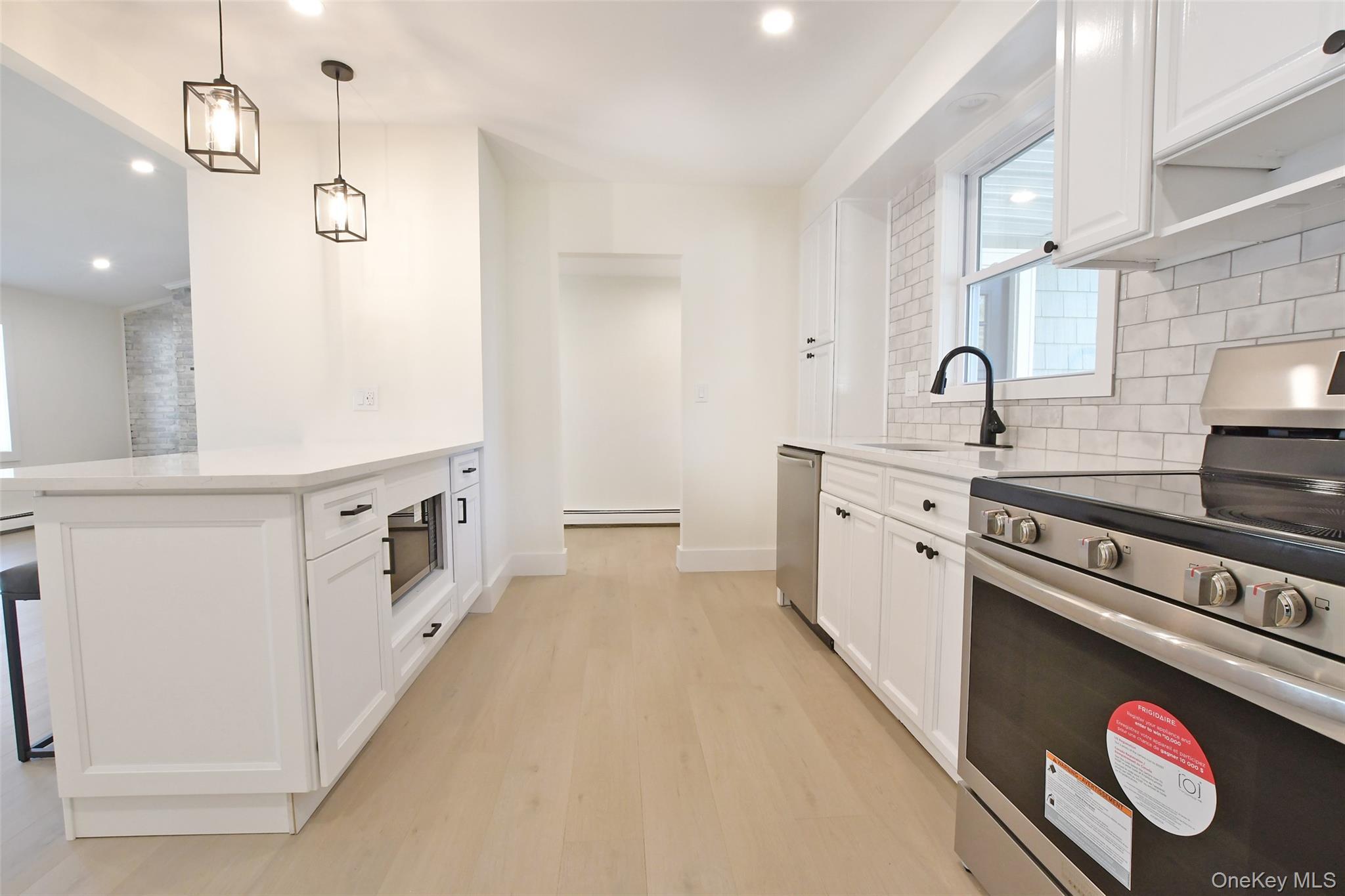 Single Family Spurwoods  Suffolk County, NY 11738, MLS-919960-9