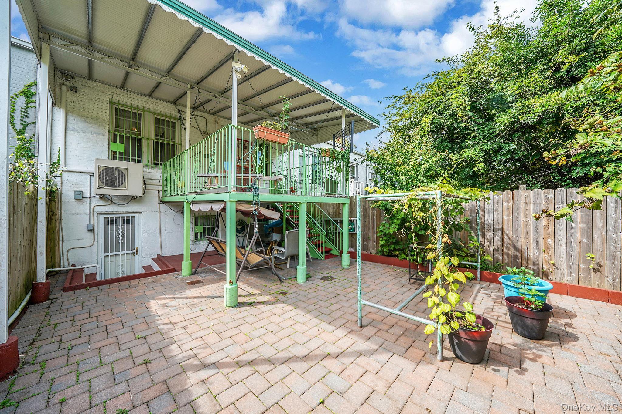 Single Family 87th  Brooklyn, NY 11236, MLS-919995-29