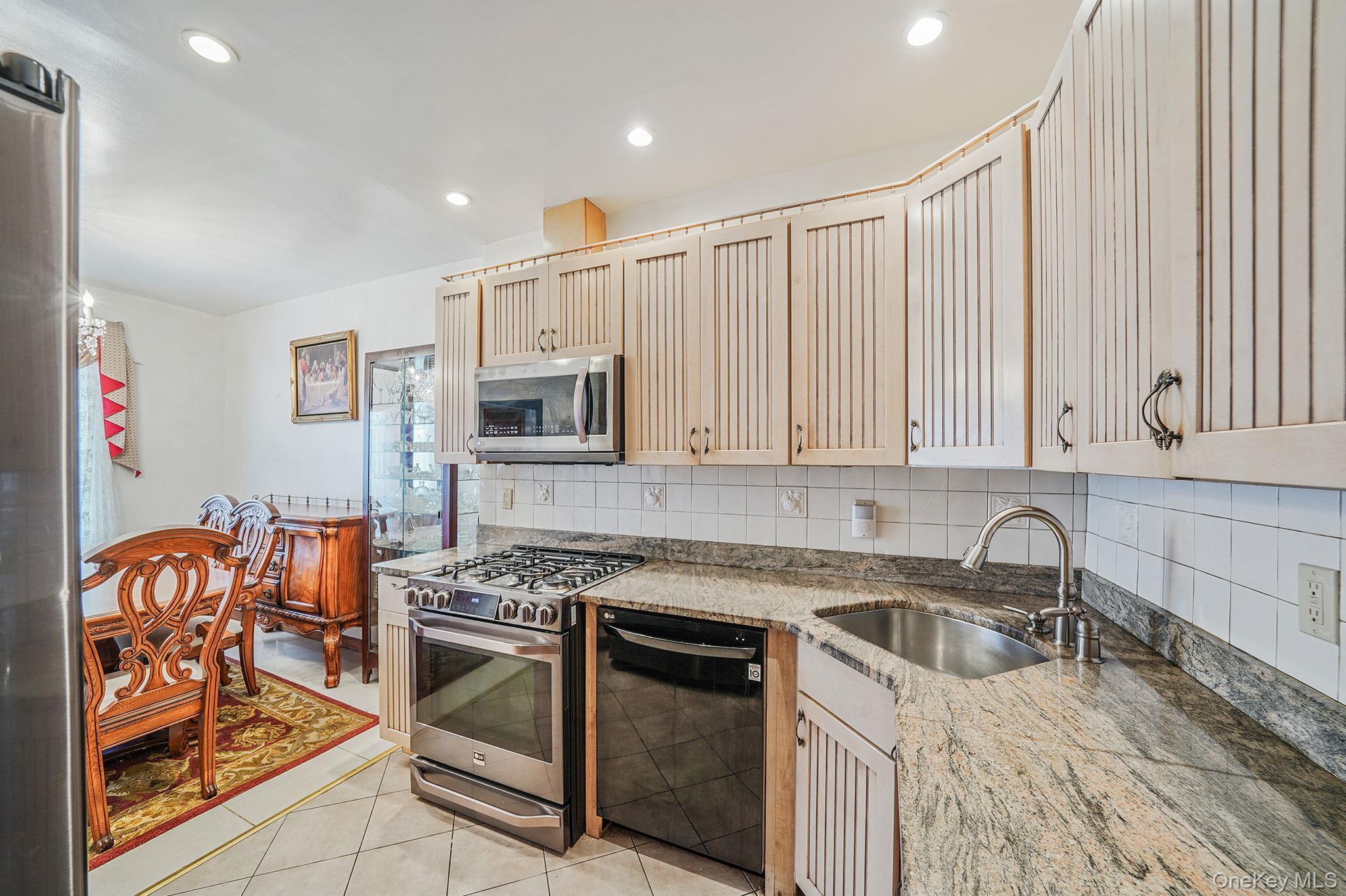 Single Family 87th  Brooklyn, NY 11236, MLS-919995-7