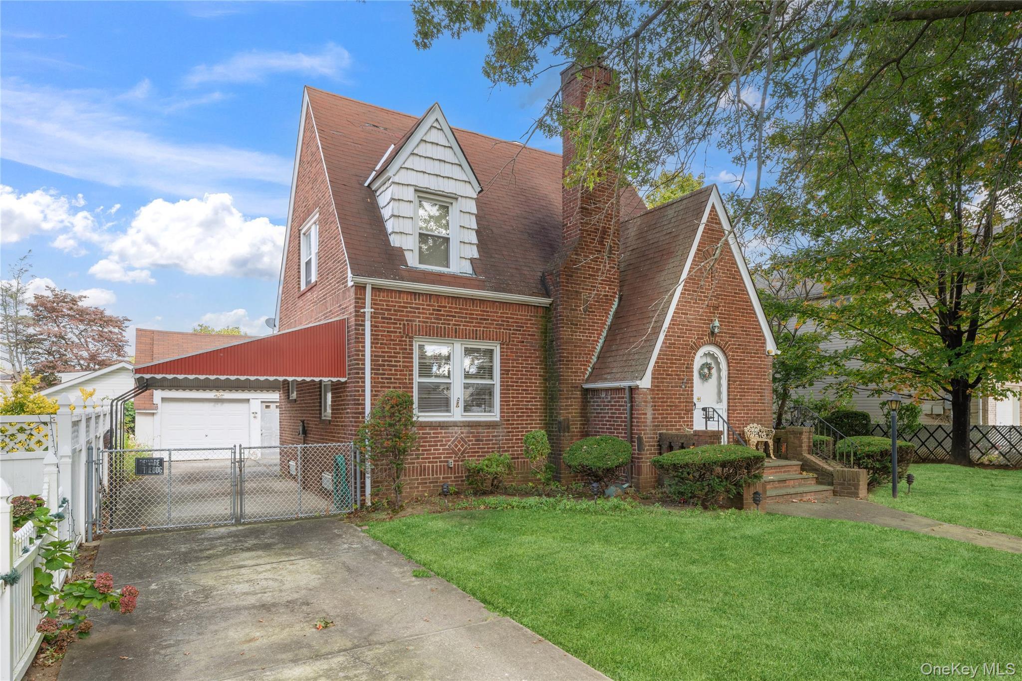 Single Family Surprise  Nassau County, NY 11003, MLS-919999-24