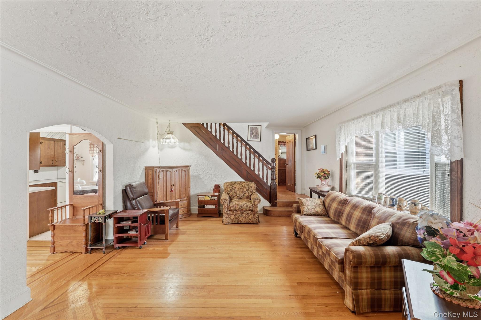 Single Family Surprise  Nassau County, NY 11003, MLS-919999-3