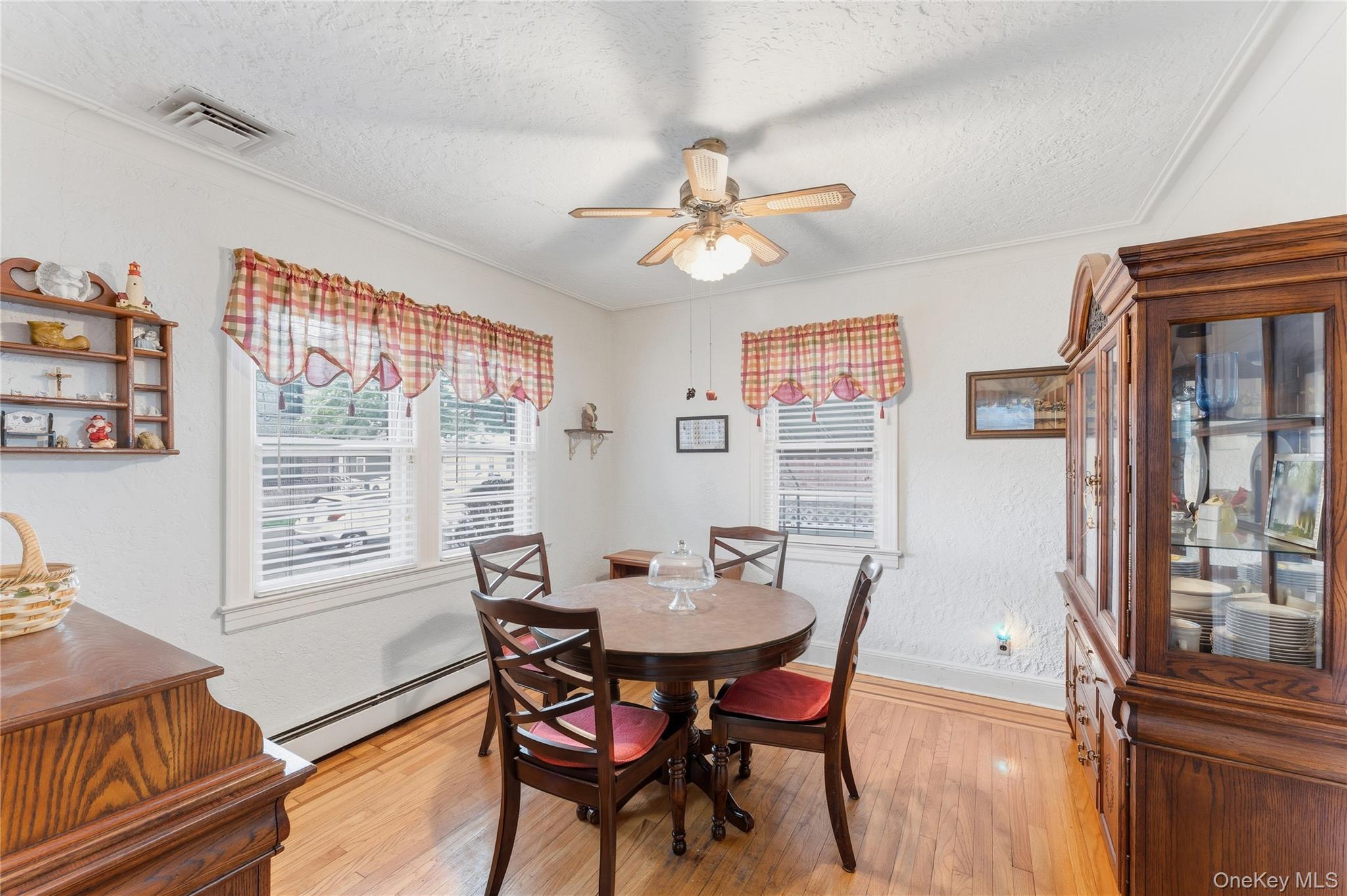 Single Family Surprise  Nassau County, NY 11003, MLS-919999-5