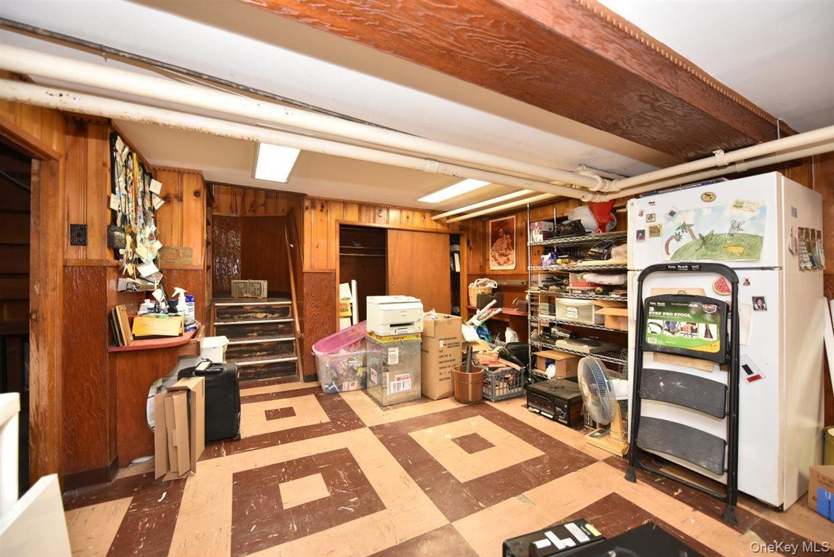 Single Family Wallace  Nassau County, NY 11520, MLS-920025-29