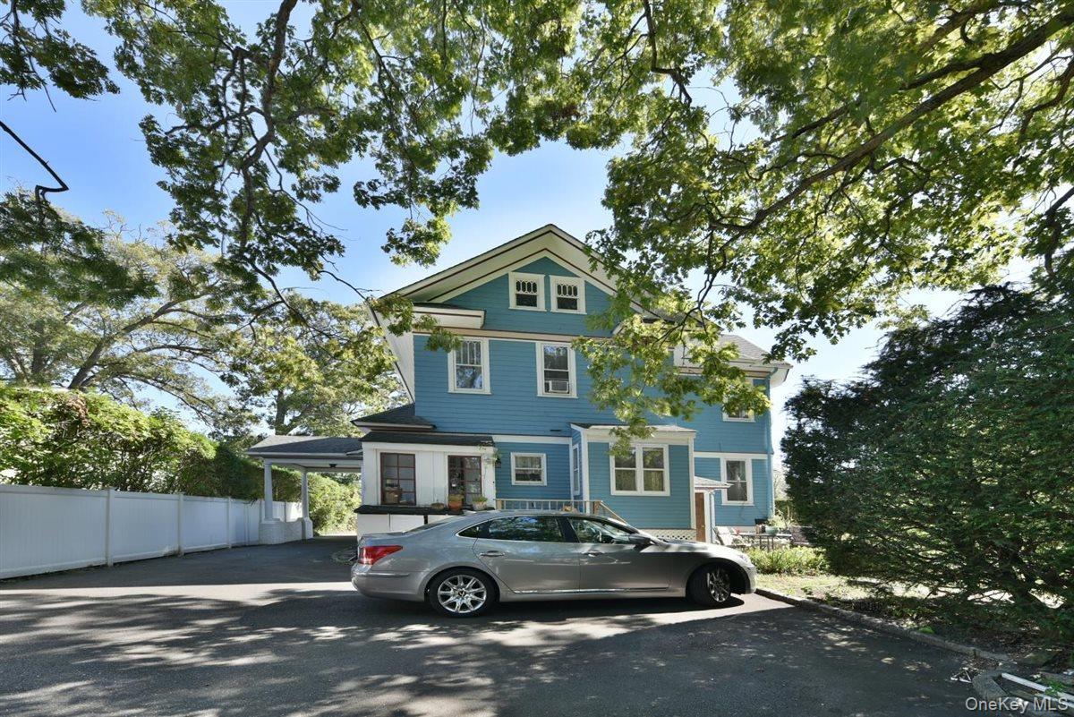 Single Family Wallace  Nassau County, NY 11520, MLS-920025-31