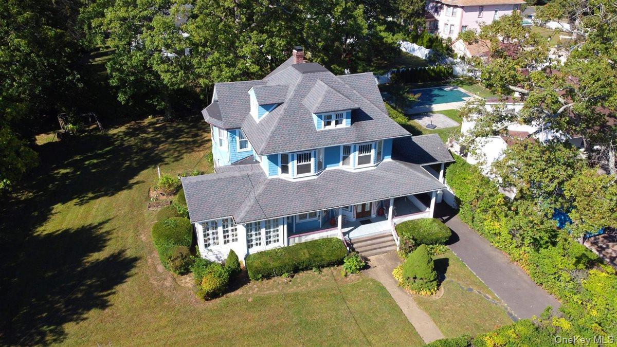 Single Family Wallace  Nassau County, NY 11520, MLS-920025-35