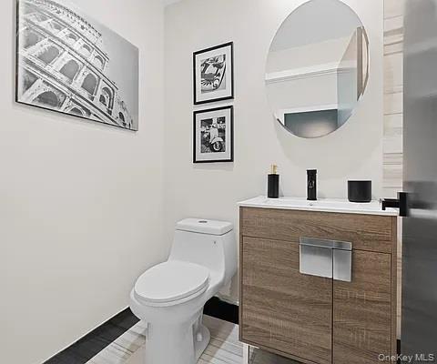 Condo 4  Queens, NY 11102, MLS-920030-2