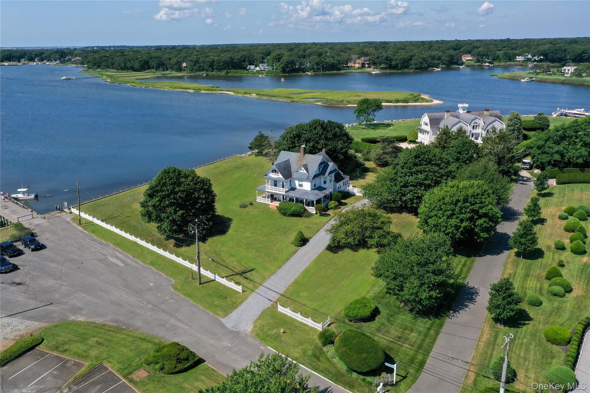 Single Family S Bay Ave Suffolk County, NY 11941, MLS-920044-17