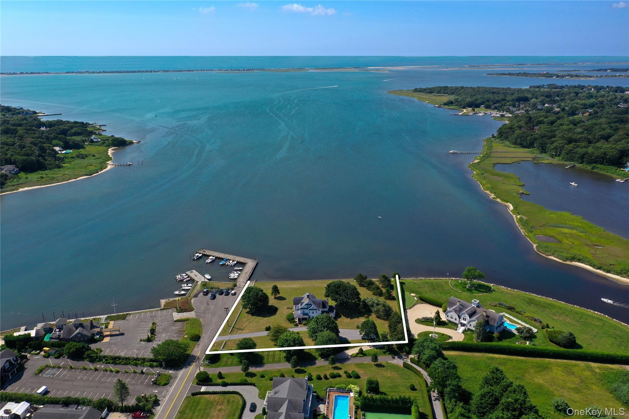 Single Family S Bay Ave Suffolk County, NY 11941, MLS-920044-21