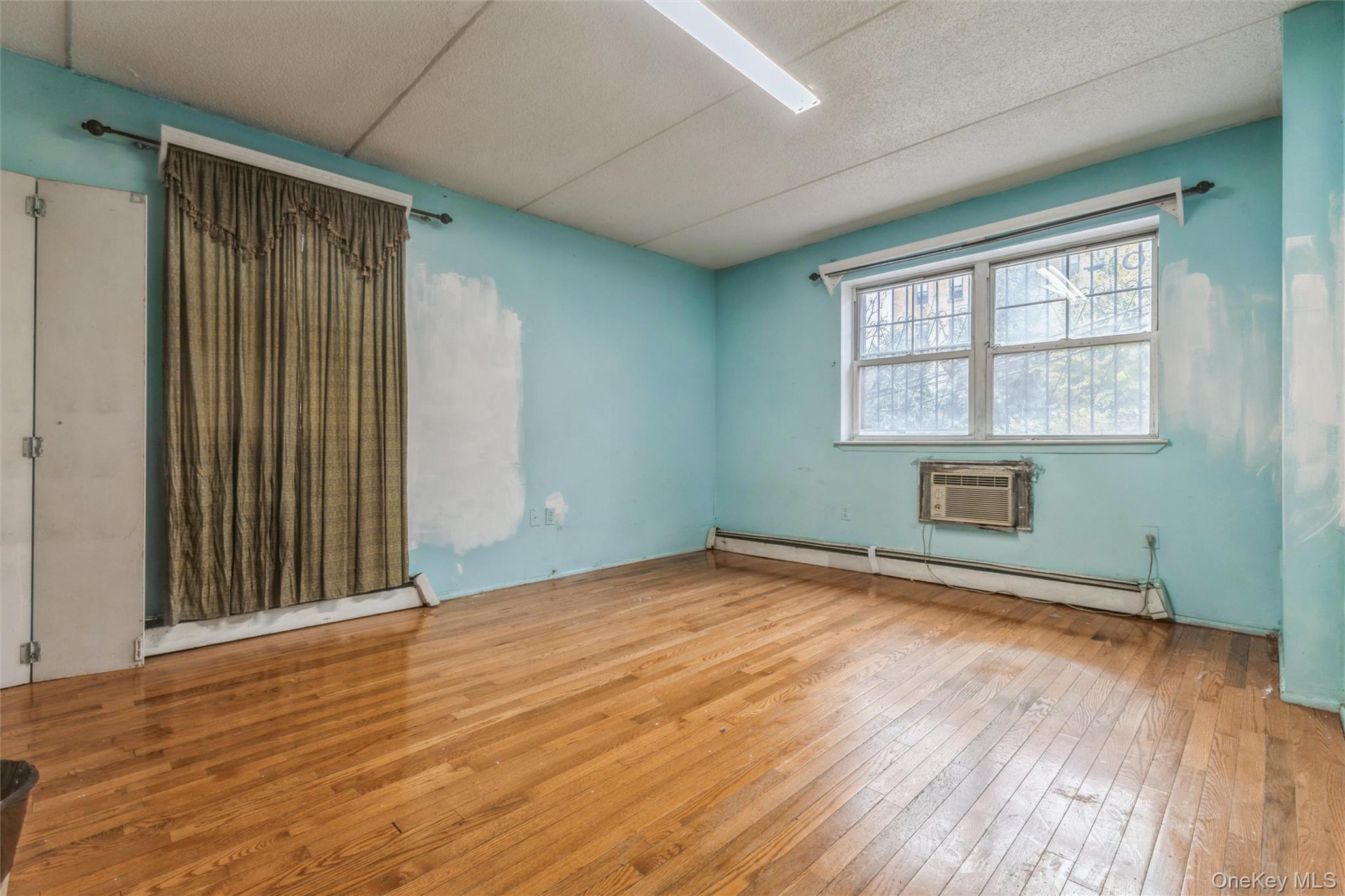 Single Family Lafayette  Bronx, NY 10474, MLS-920047-16