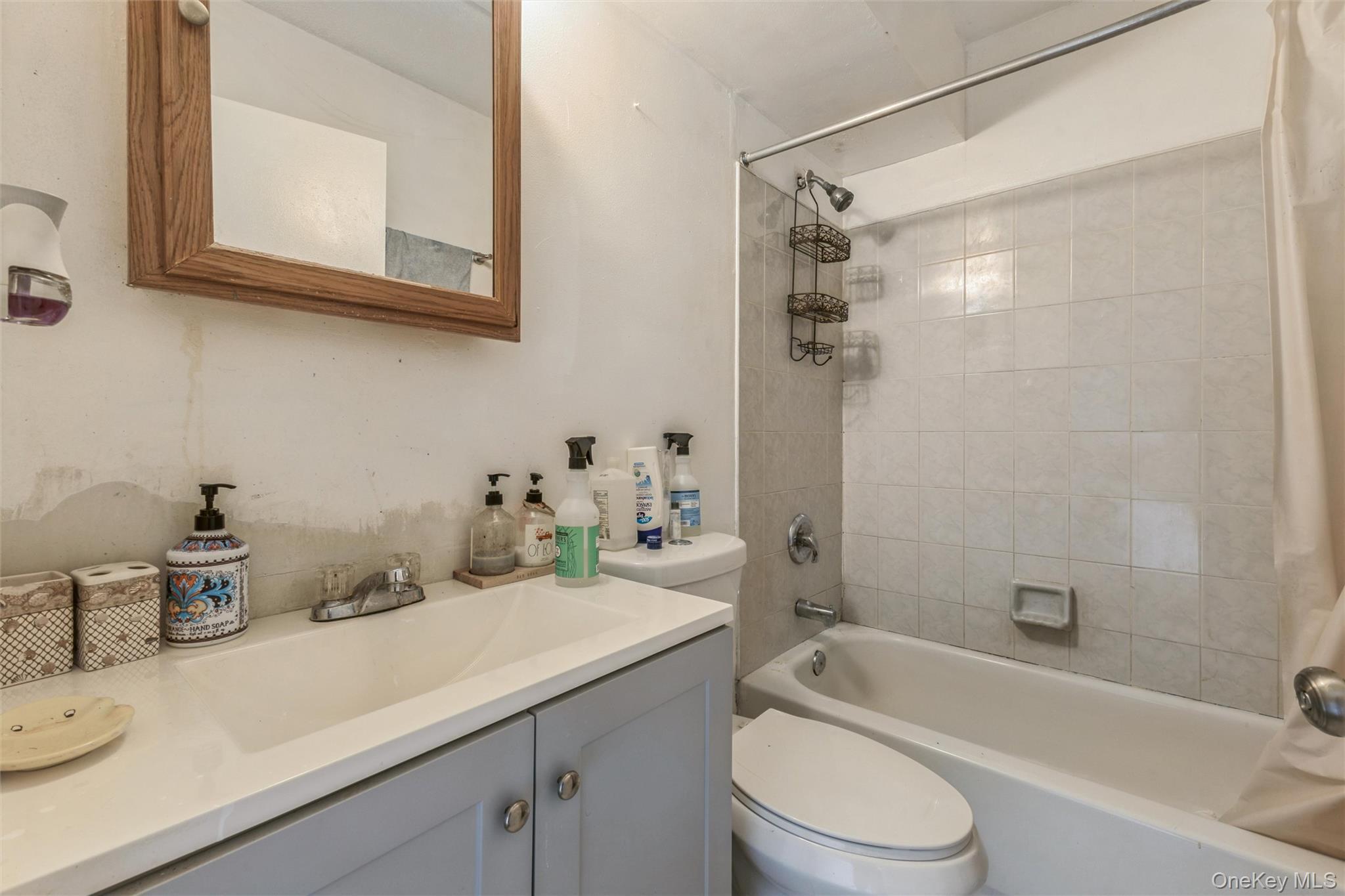 Single Family Lafayette  Bronx, NY 10474, MLS-920047-17