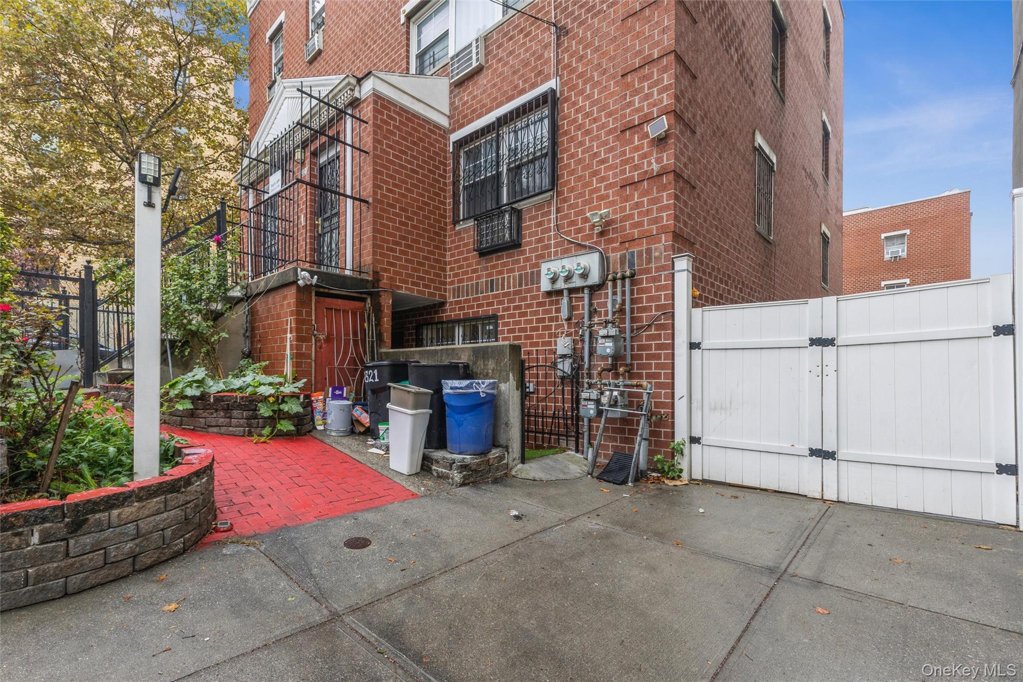 Single Family Lafayette  Bronx, NY 10474, MLS-920047-3