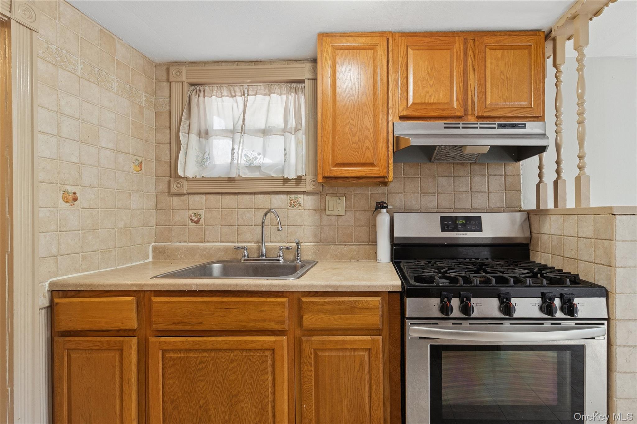 Single Family Yucca  Suffolk County, NY 11778, MLS-920079-17