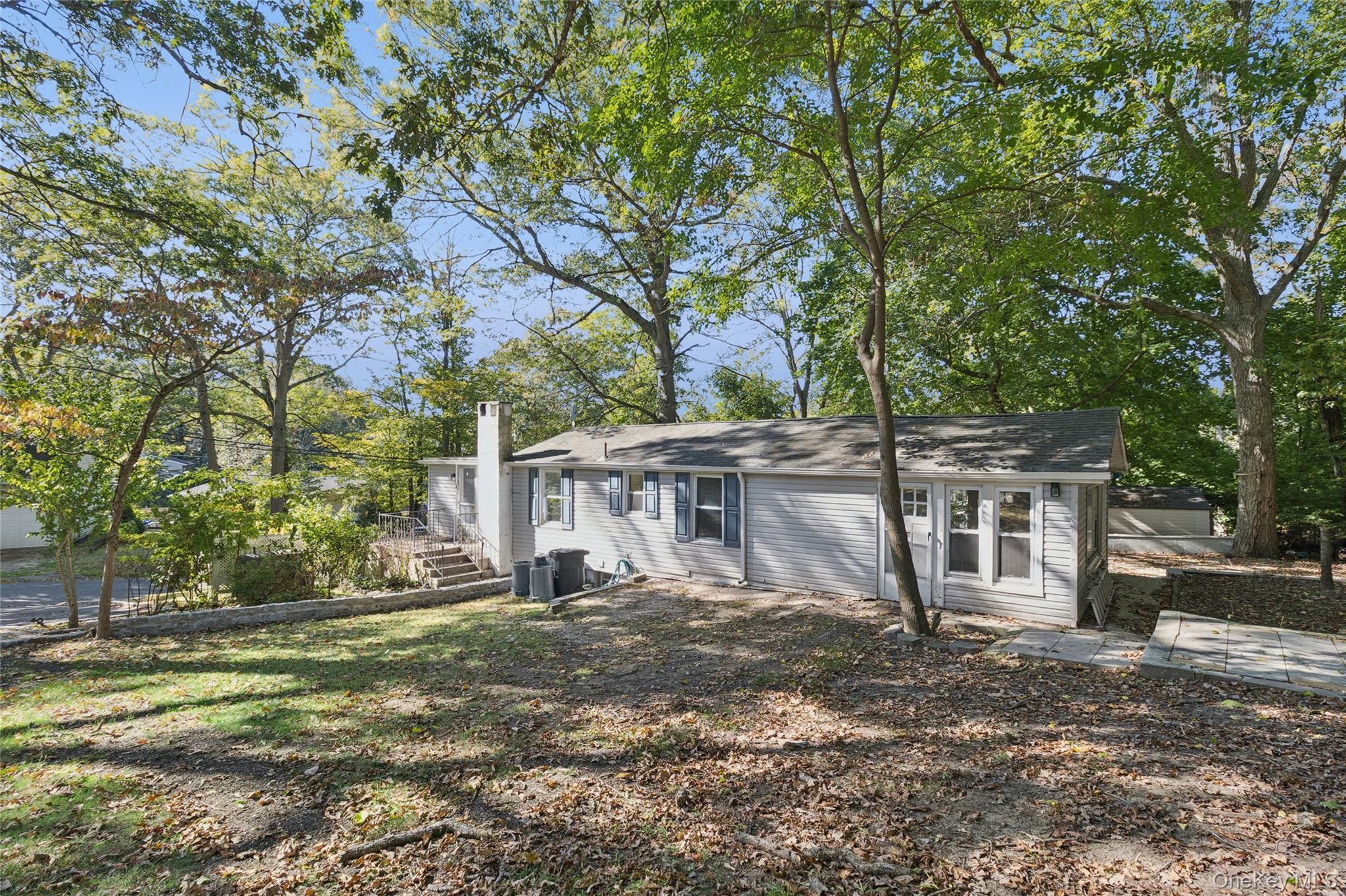 Single Family Yucca  Suffolk County, NY 11778, MLS-920079-3