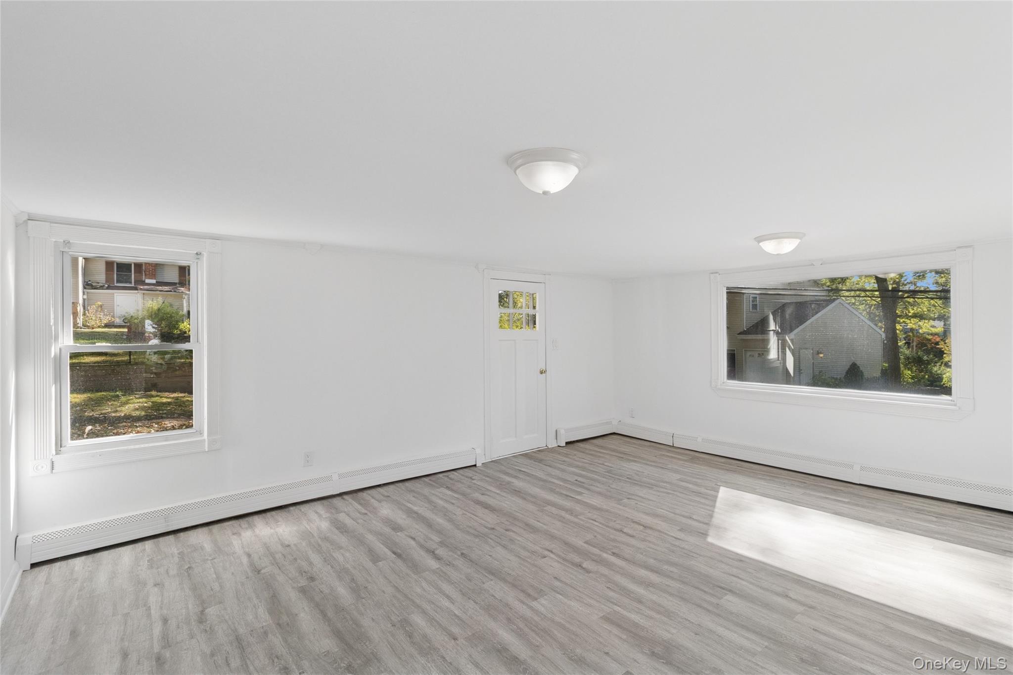 Single Family Yucca  Suffolk County, NY 11778, MLS-920079-4