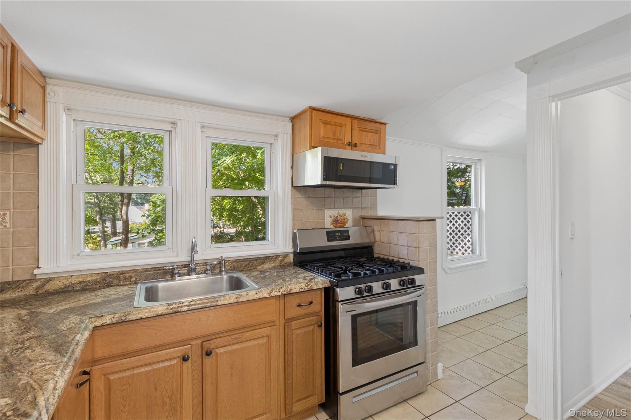 Single Family Yucca  Suffolk County, NY 11778, MLS-920079-7