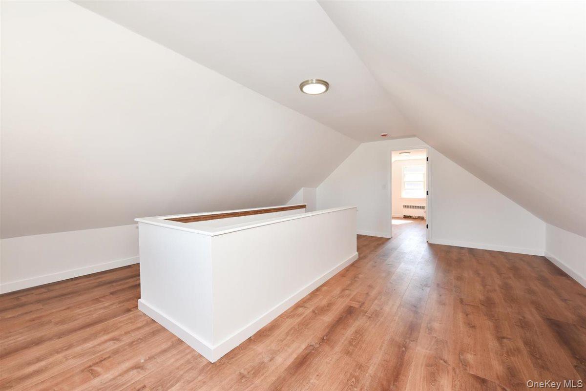 Single Family Pinebrook  Nassau County, NY 11552, MLS-920092-17