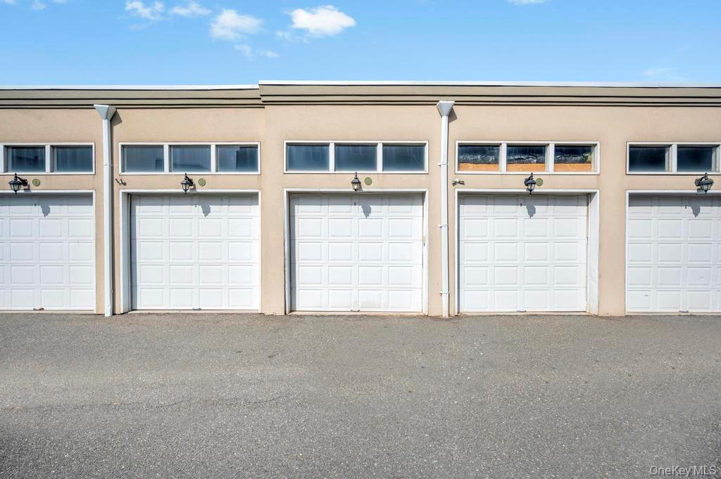 Condo Rockaway Beach  Queens, NY 11694, MLS-920111-11