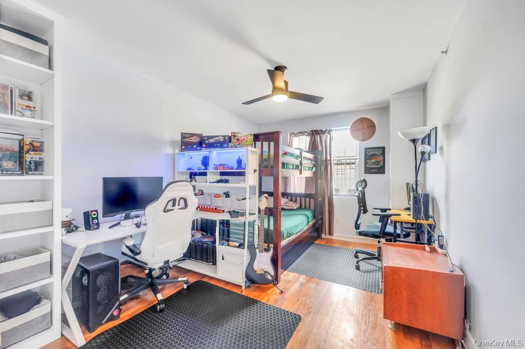 Condo Rockaway Beach  Queens, NY 11694, MLS-920111-7