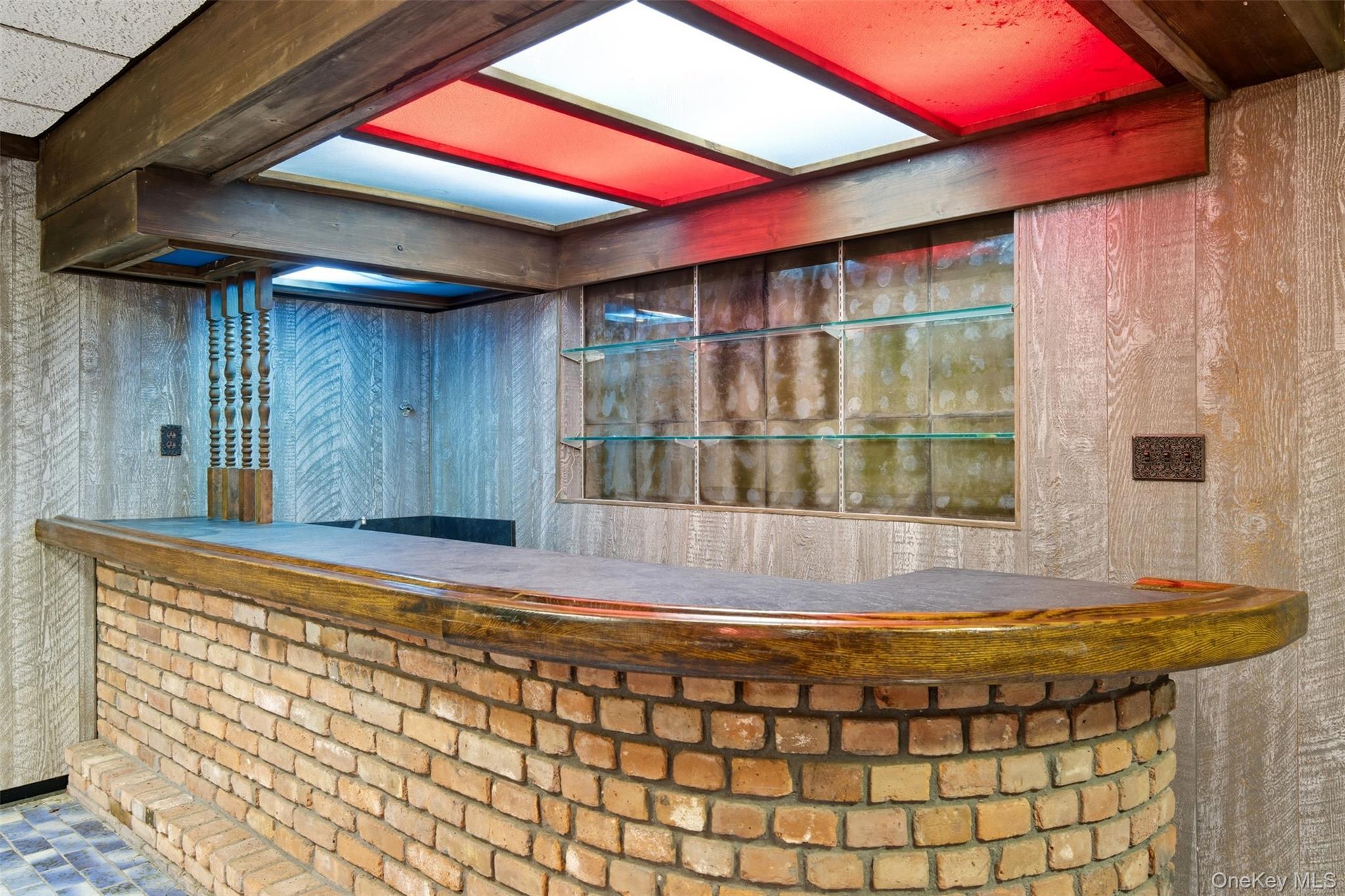 Single Family Manor Suffolk County, NY 11743, MLS-920116-31