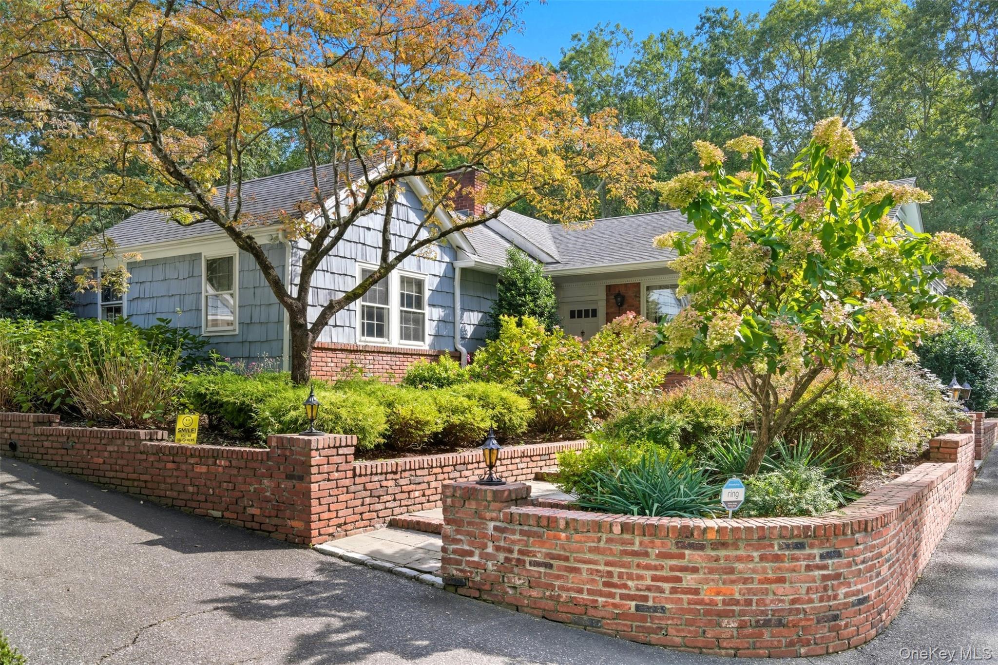 Single Family Manor Suffolk County, NY 11743, MLS-920116-4