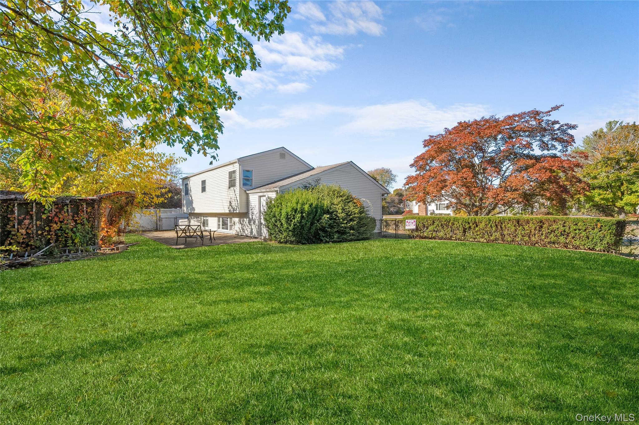 Single Family 7th  Suffolk County, NY 11706, MLS-920118-21