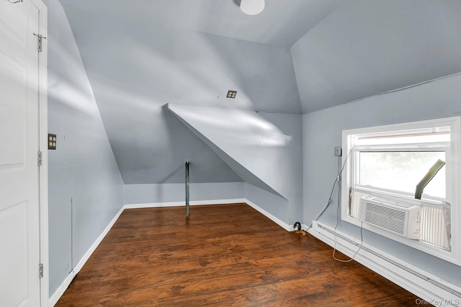 Single Family Woods  Nassau County, NY 11575, MLS-920129-18