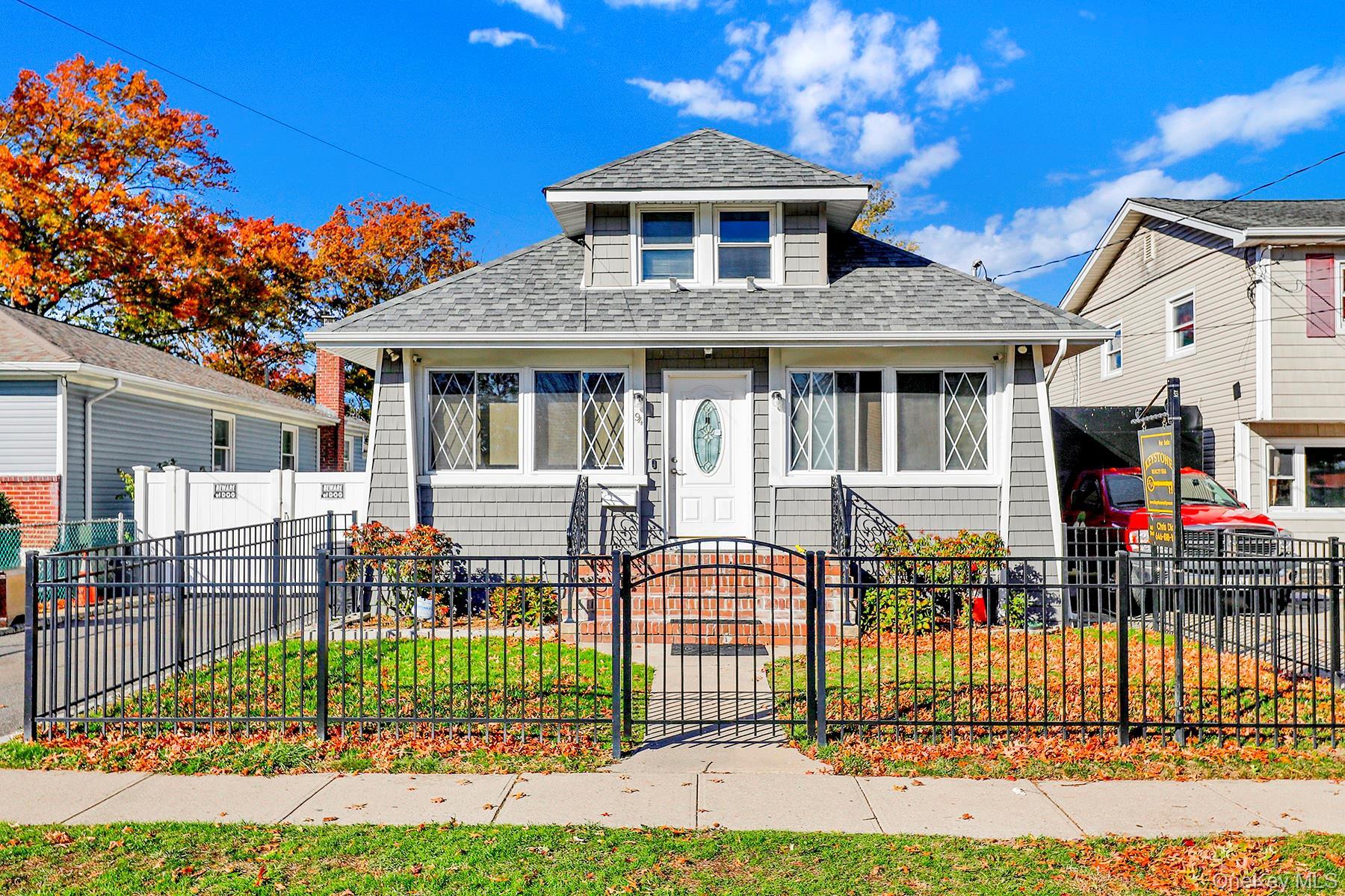 Single Family Woods  Nassau County, NY 11575, MLS-920129-3