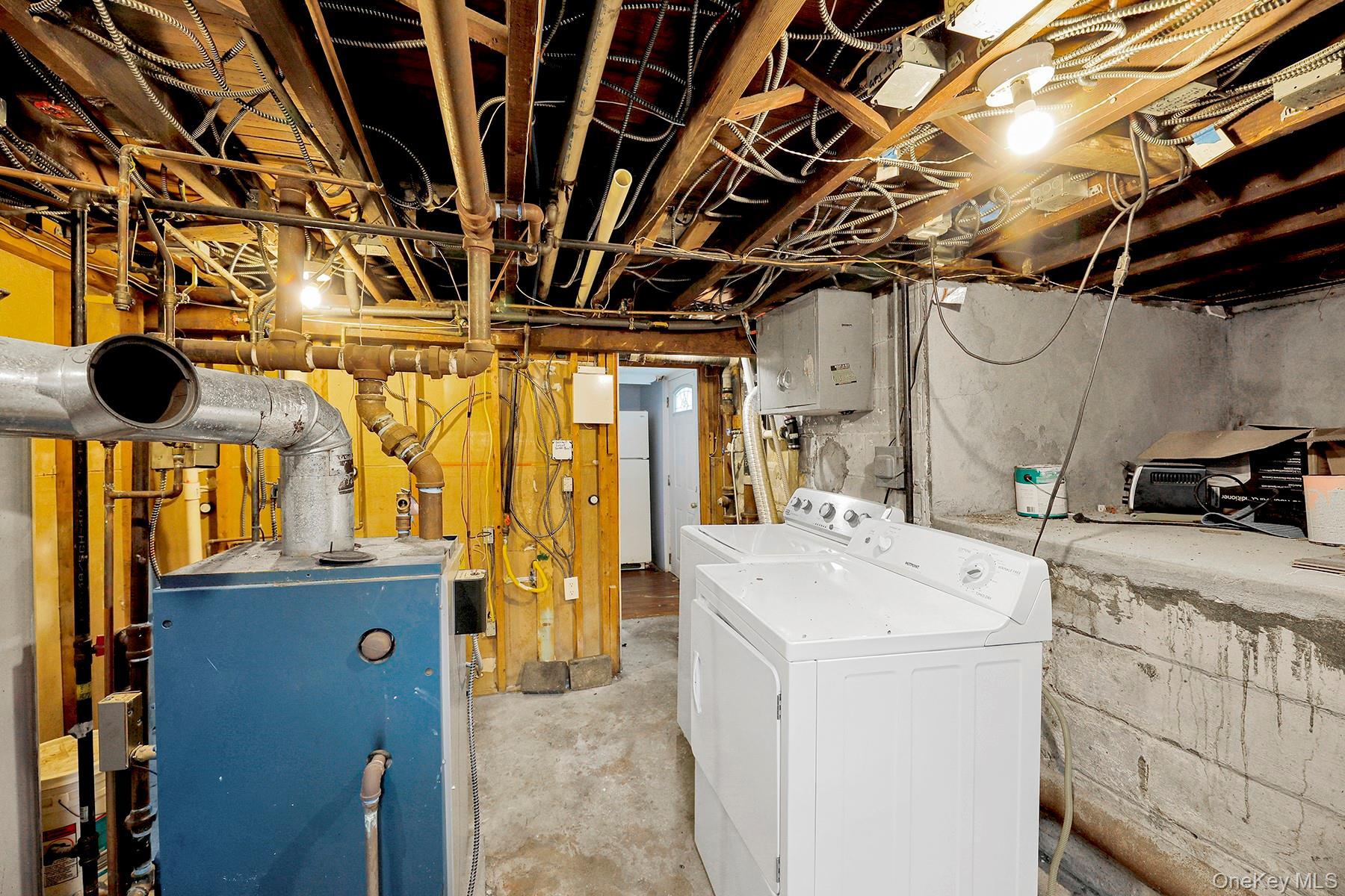 Single Family Woods  Nassau County, NY 11575, MLS-920129-30