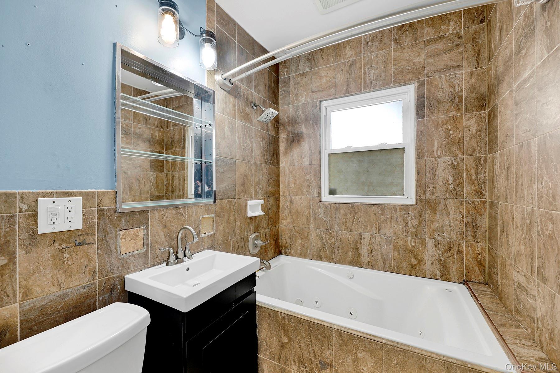 Single Family Woods  Nassau County, NY 11575, MLS-920129-7