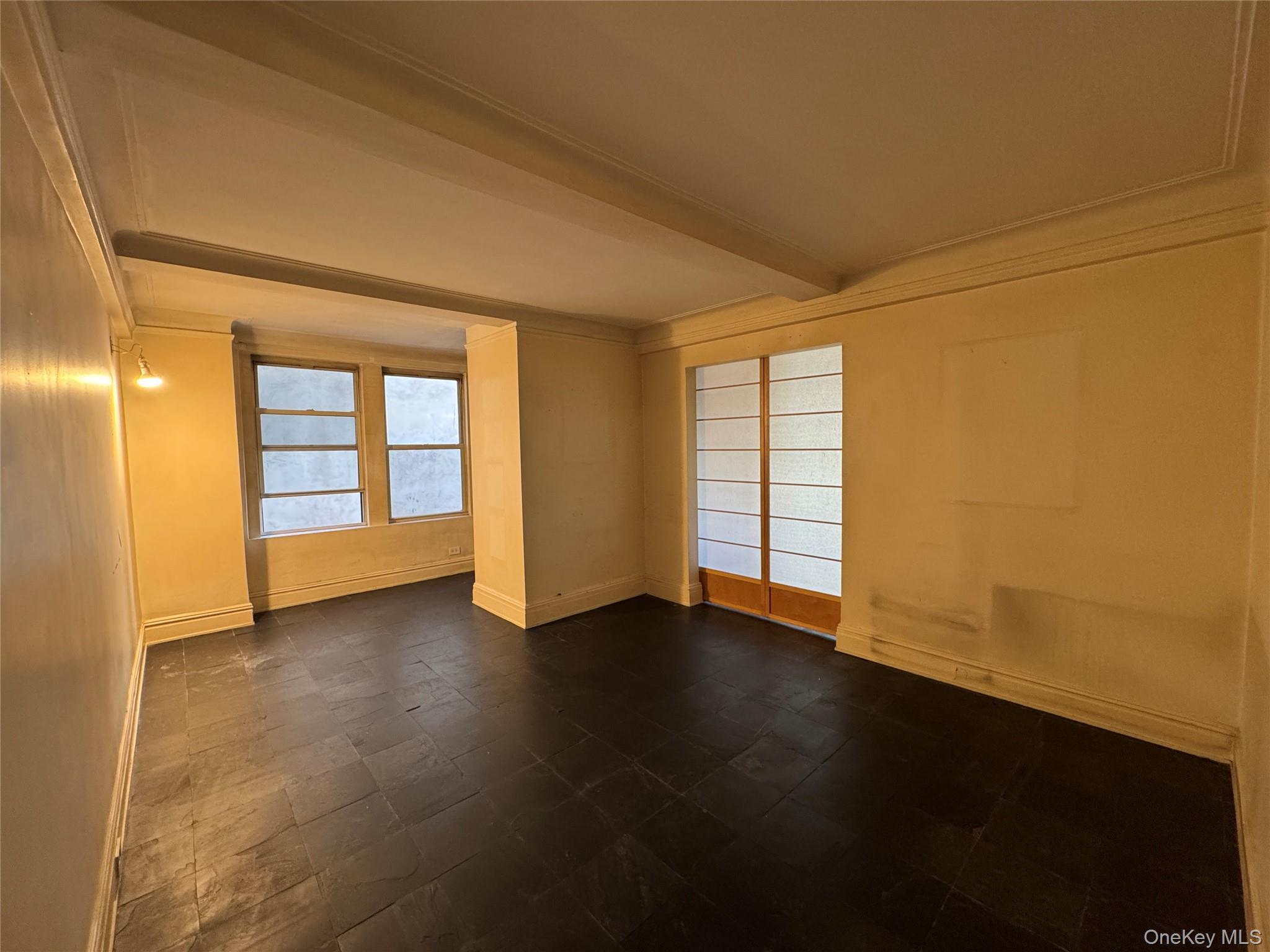 Coop E 53rd Street Manhattan, NY 10022, MLS-920131-23