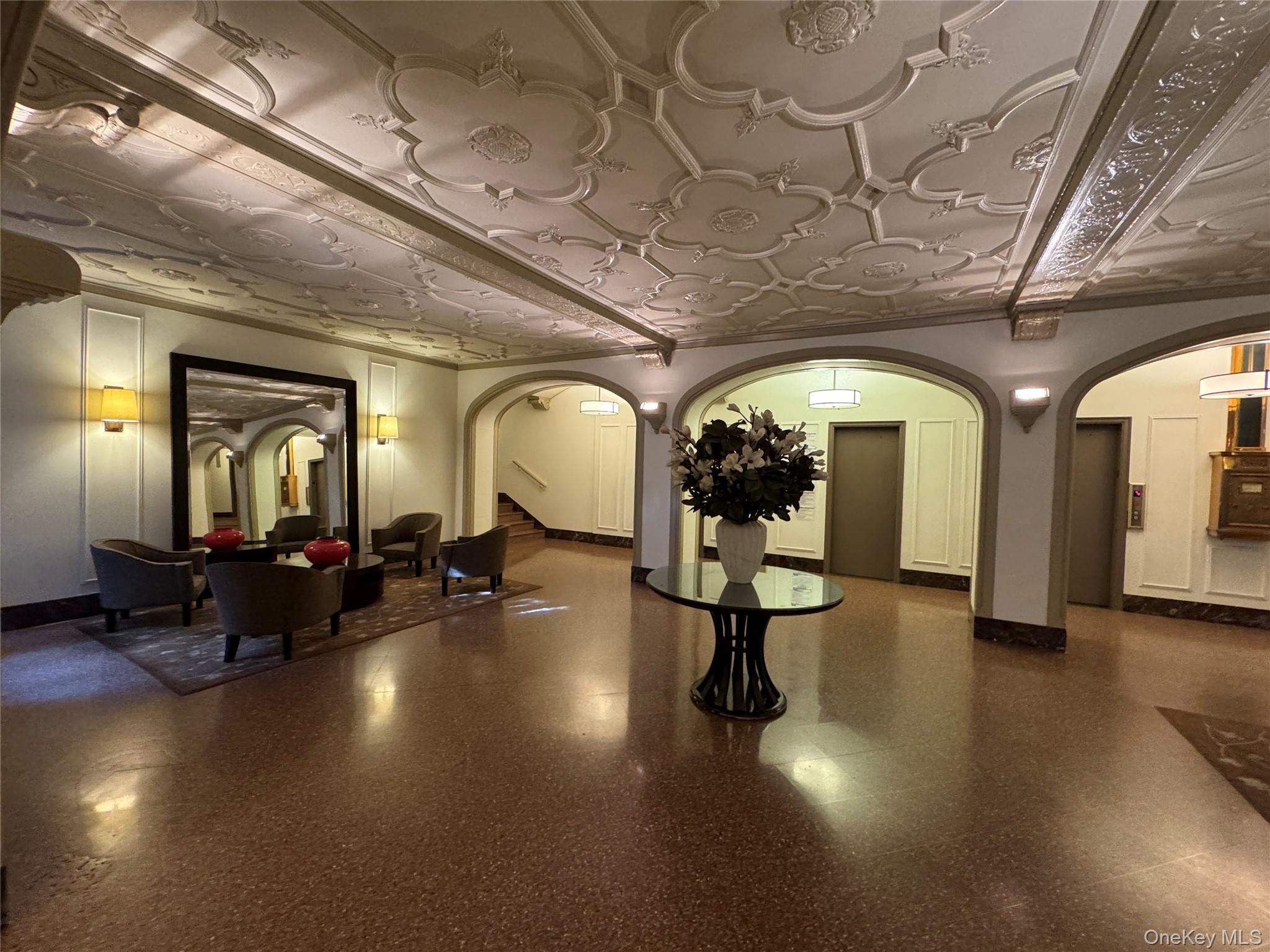 Coop E 53rd Street Manhattan, NY 10022, MLS-920131-3