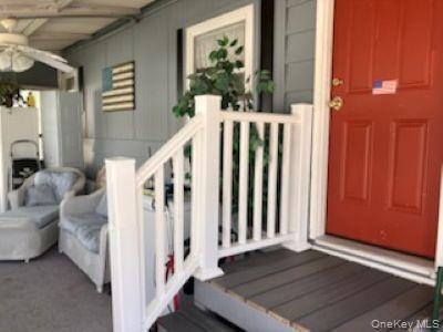 Single Family Old Country  Suffolk County, NY 11901, MLS-920165-4