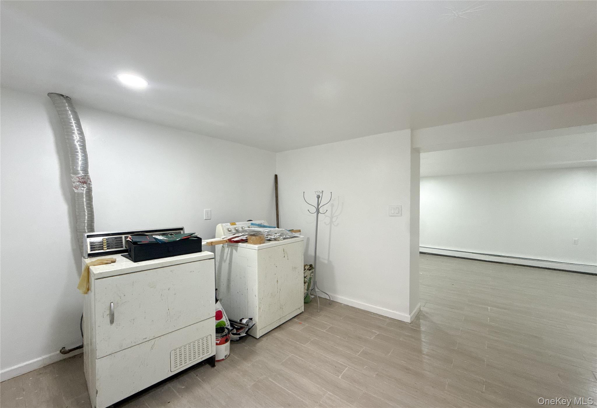 Single Family 48th Queens, NY 11365, MLS-920203-29