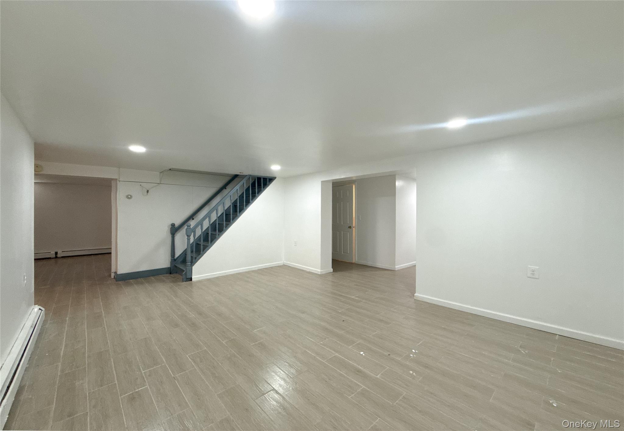 Single Family 48th Queens, NY 11365, MLS-920203-31