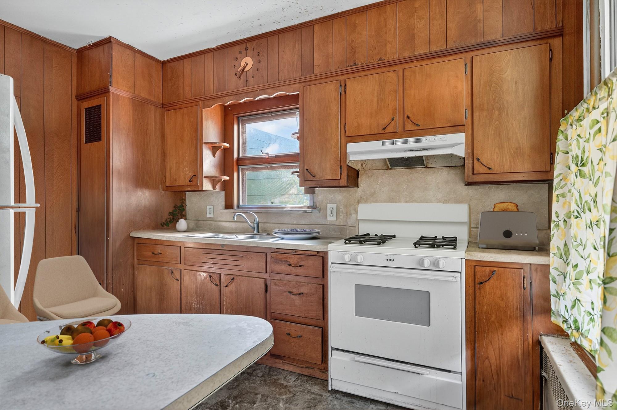 Single Family Carpenter  Orange County, NY 12550, MLS-920228-10