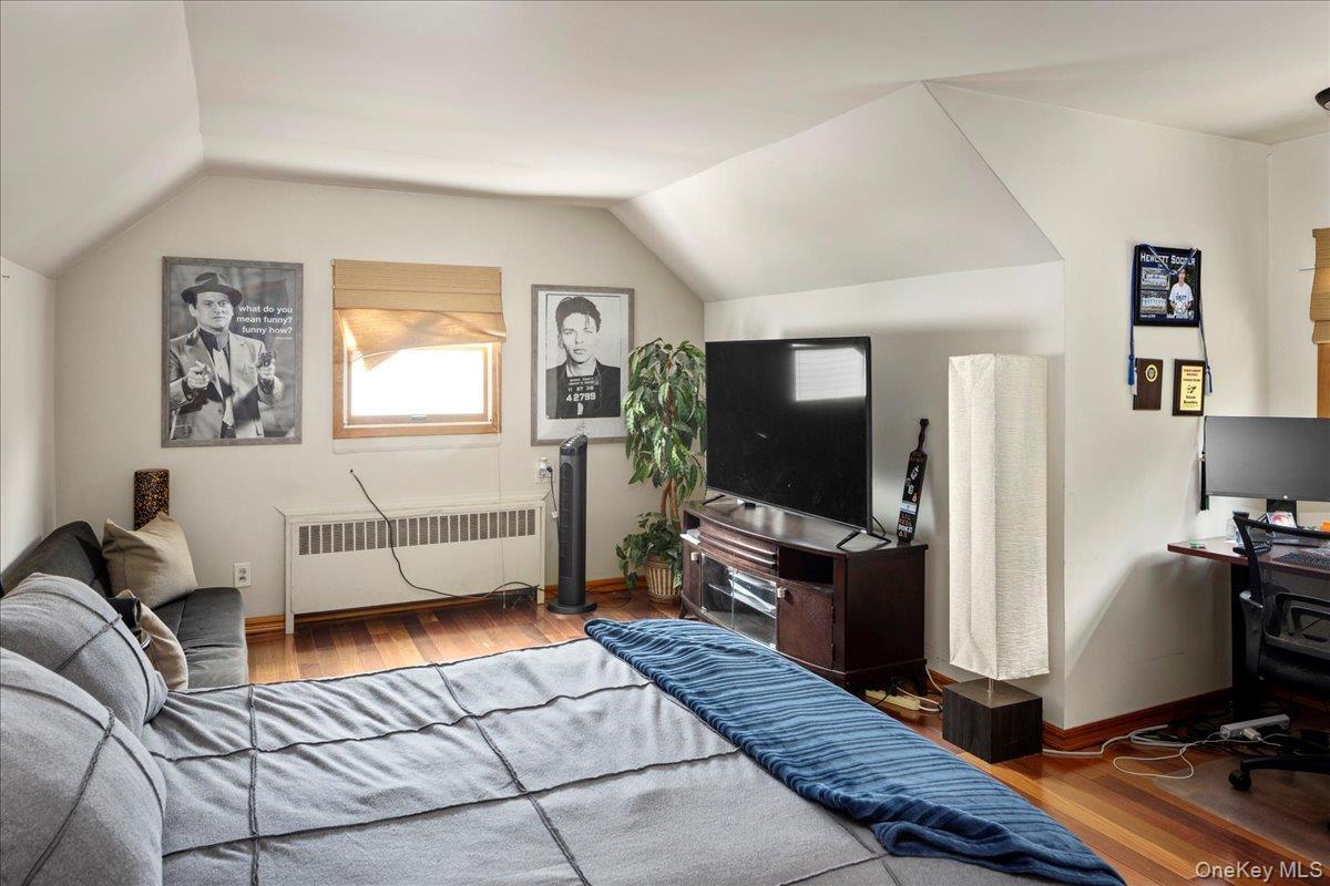 Single Family Saddle Ridge Nassau County, NY 11598, MLS-920240-17