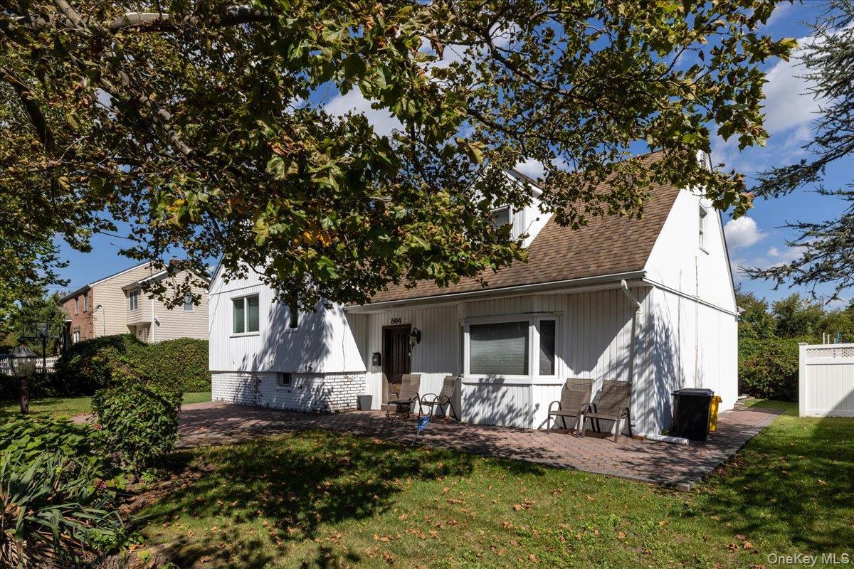 Single Family Saddle Ridge Nassau County, NY 11598, MLS-920240-22