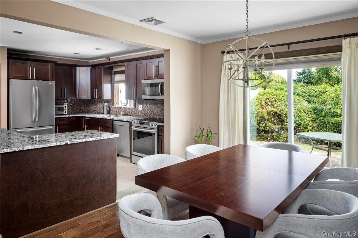 Single Family Saddle Ridge Nassau County, NY 11598, MLS-920240-7