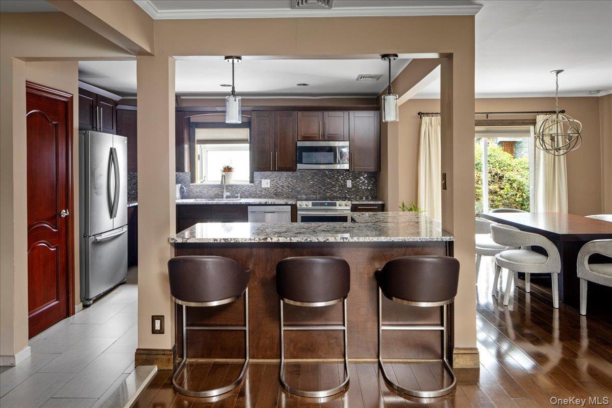 Single Family Saddle Ridge Nassau County, NY 11598, MLS-920240-9