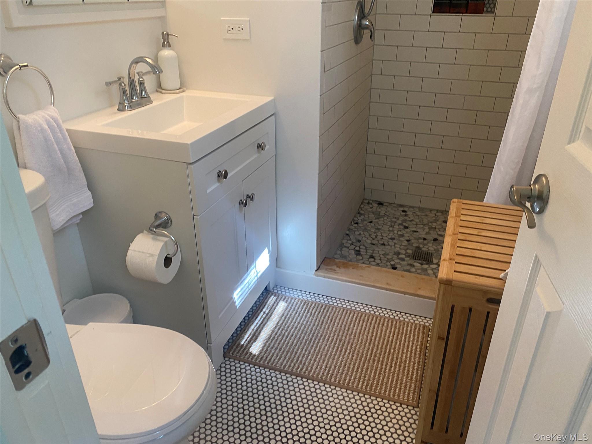 Single Family Cottage Westchester County, NY 10560, MLS-920244-15