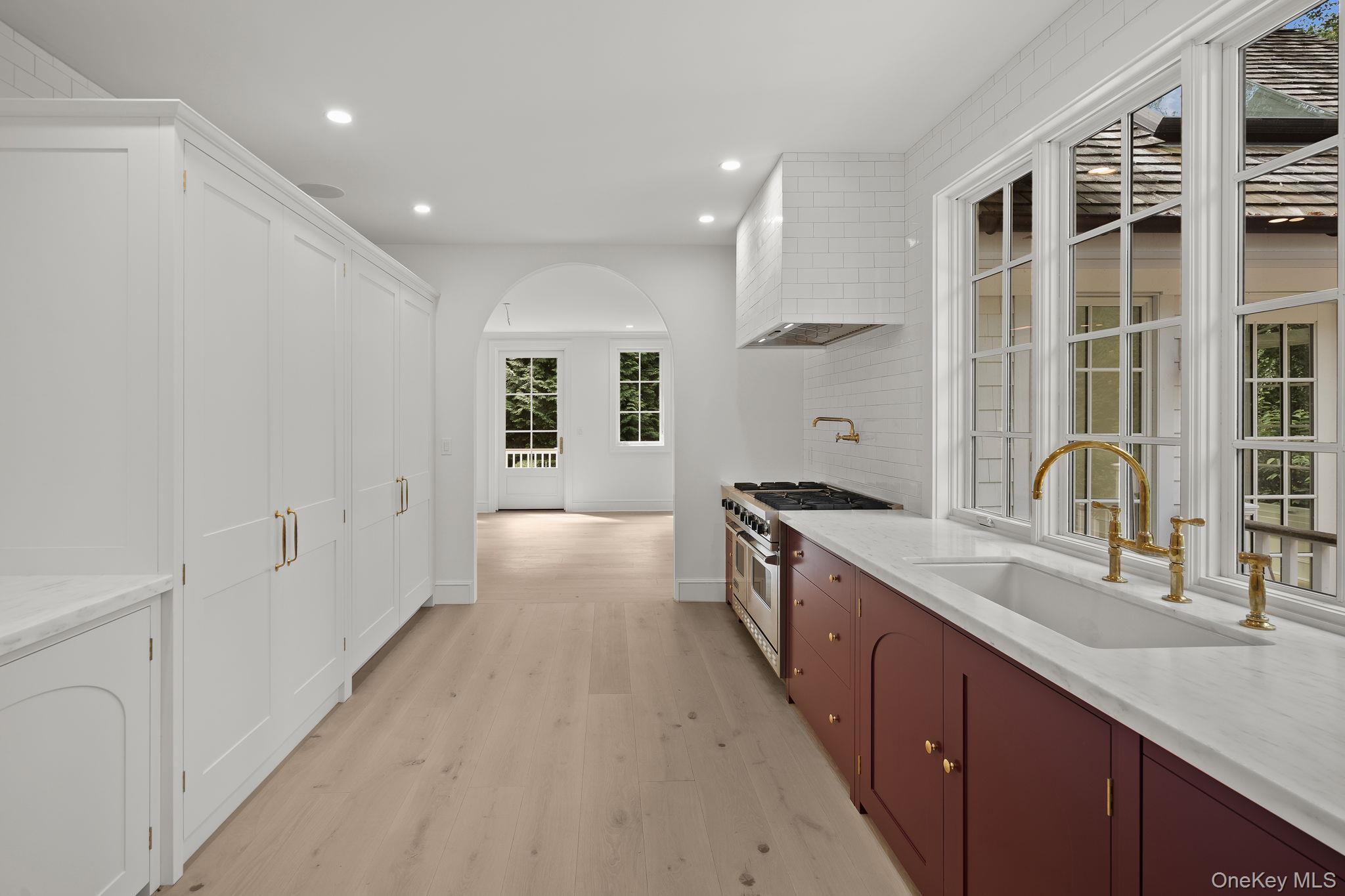 Single Family Lloyd Suffolk County, NY 11743, MLS-920278-13