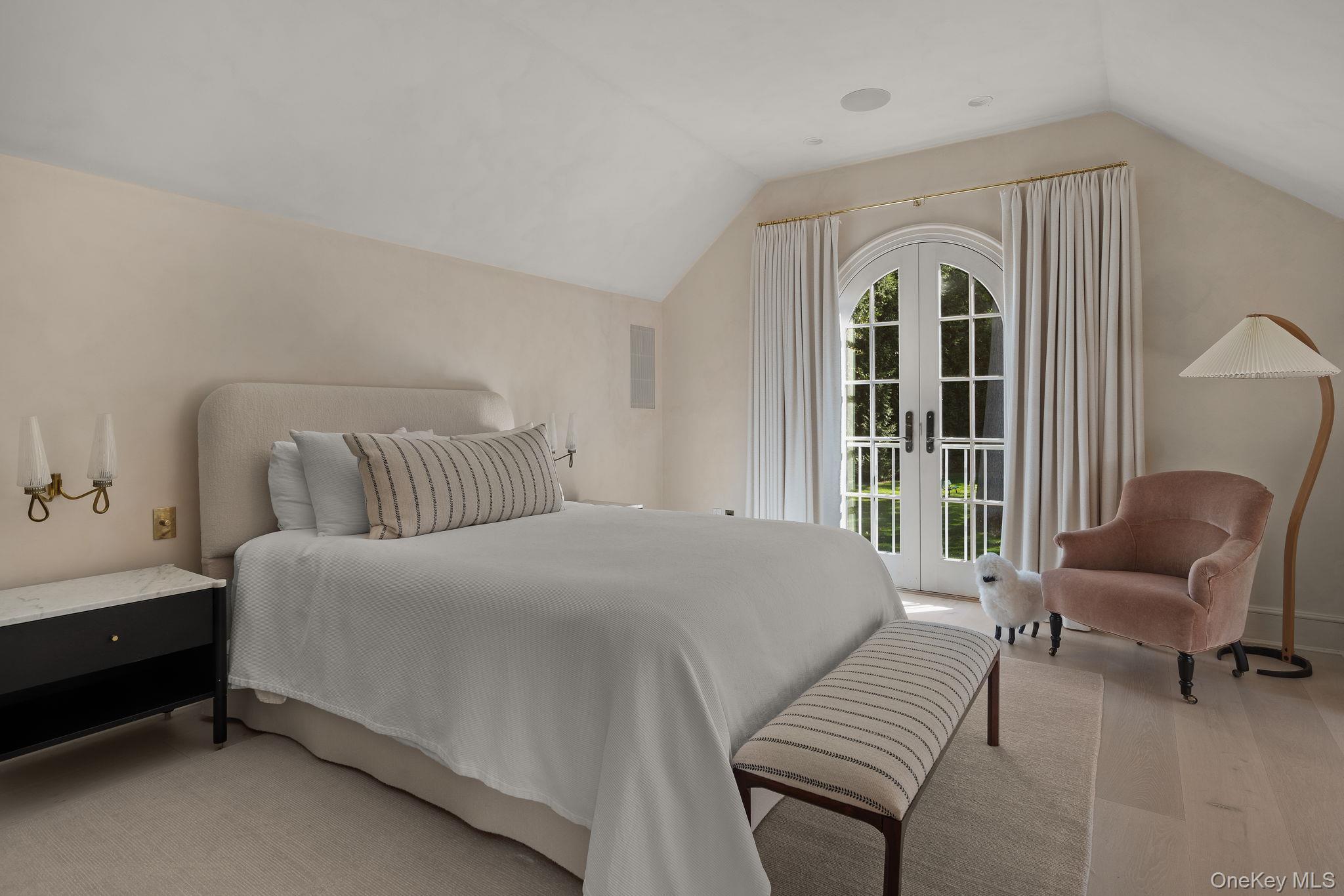 Single Family Lloyd Suffolk County, NY 11743, MLS-920278-32