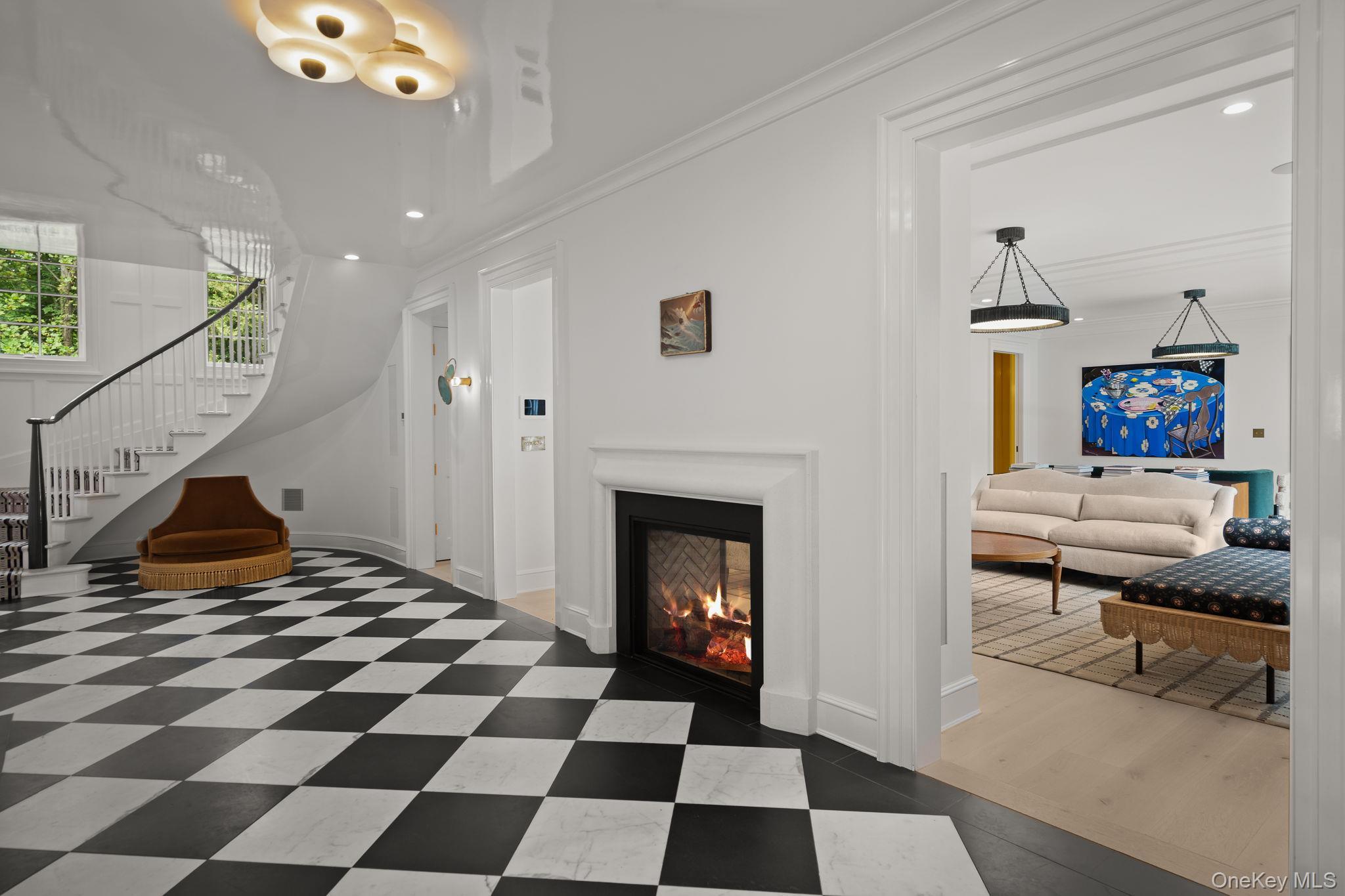 Single Family Lloyd Suffolk County, NY 11743, MLS-920278-4