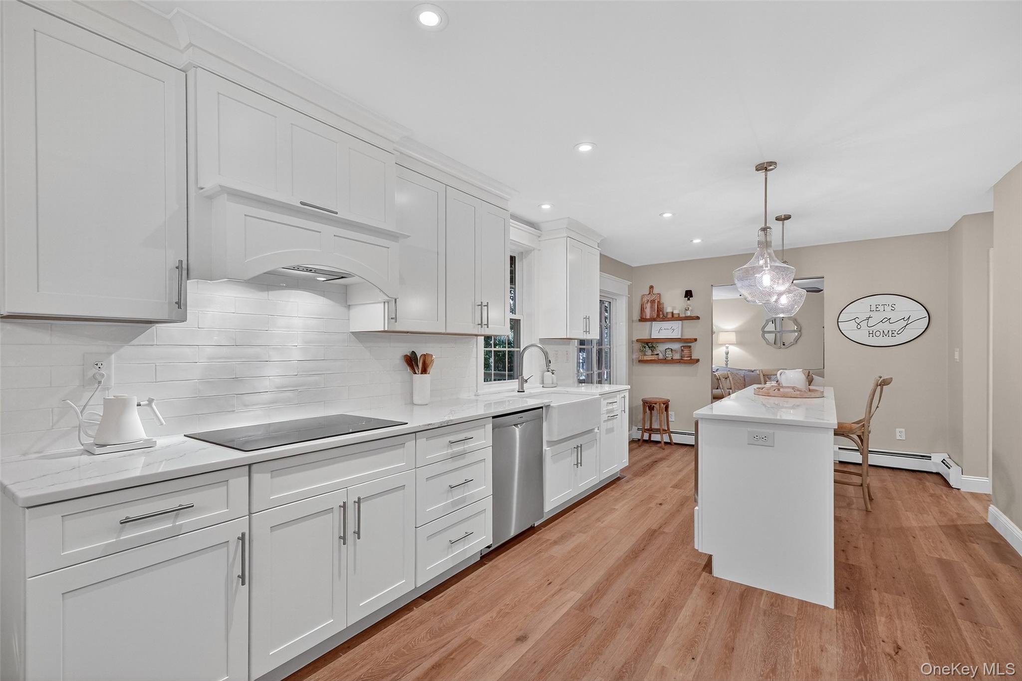 Single Family Foxwood Dr Orange County, NY 12550, MLS-920303-17