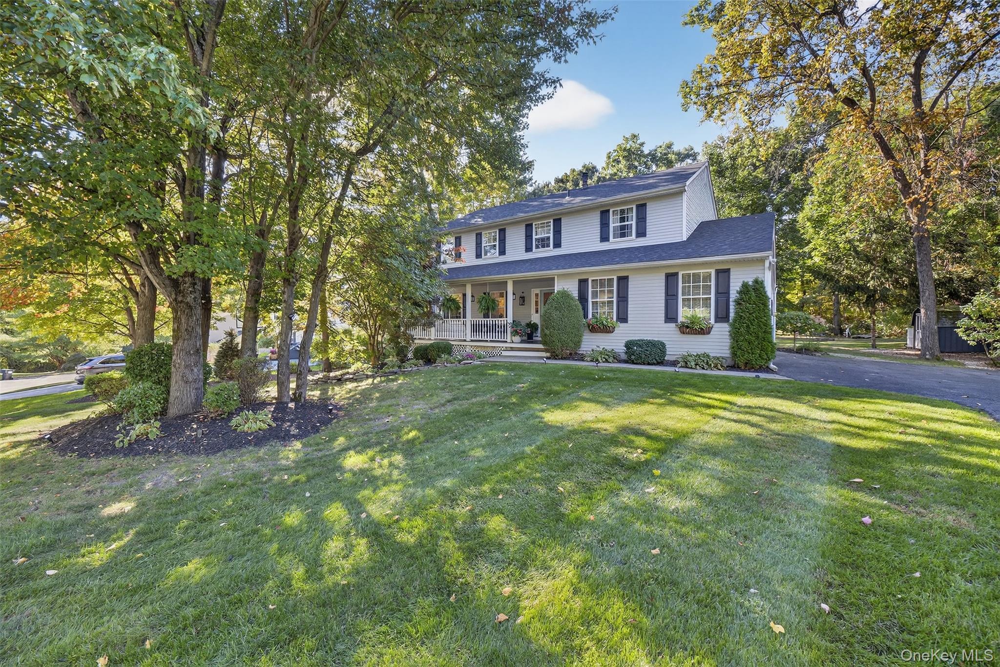 Single Family Foxwood Dr Orange County, NY 12550, MLS-920303-2